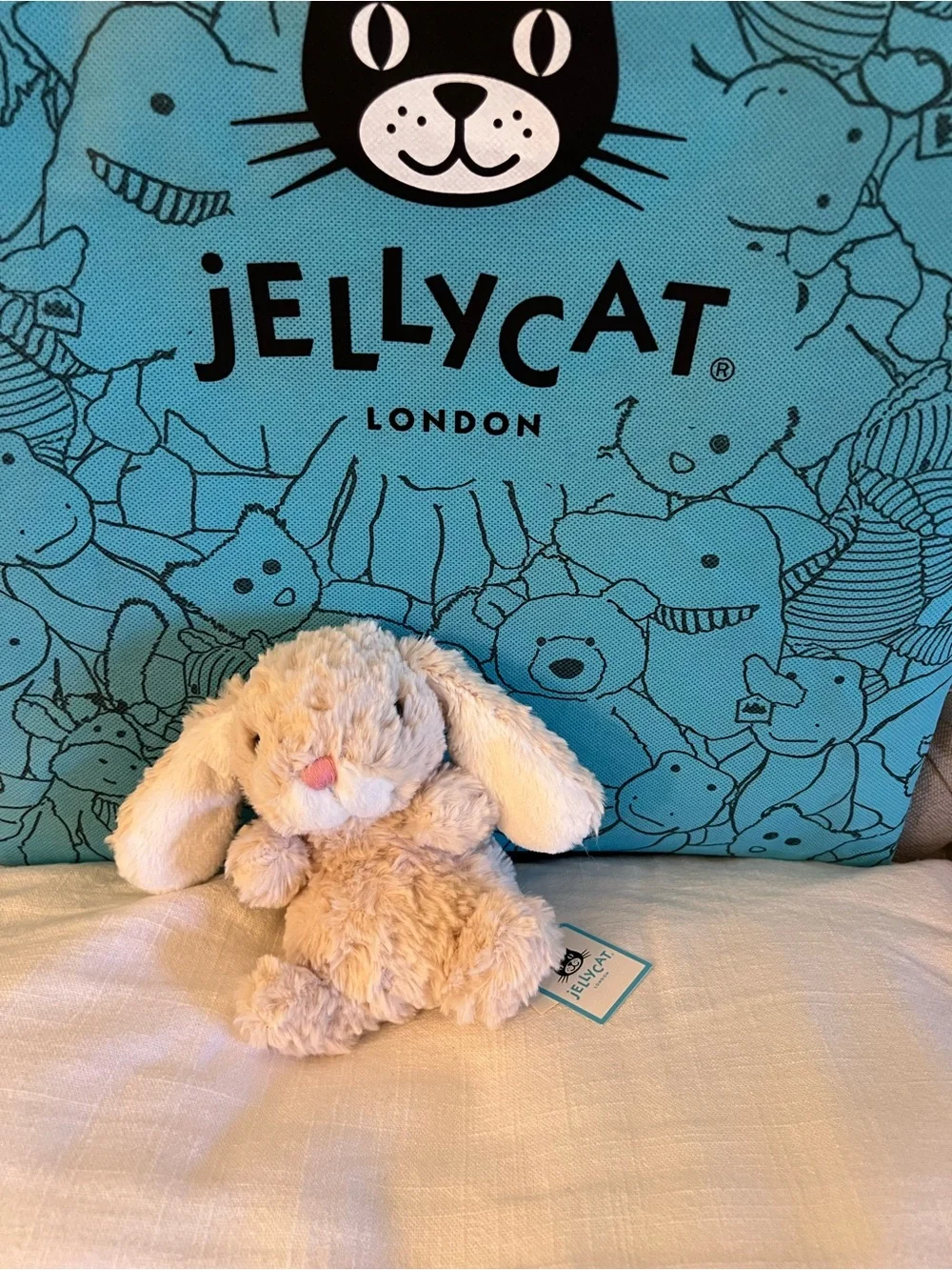 Jellycat Yummy Bunny beige - Picture 1 of 3
